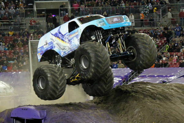 Hooked-Monster-Truck-Tampa-2014