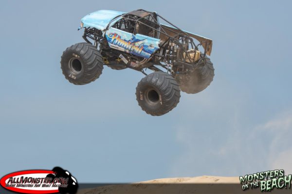 Hooked Monster Truck - Monsters On The Beach 2018