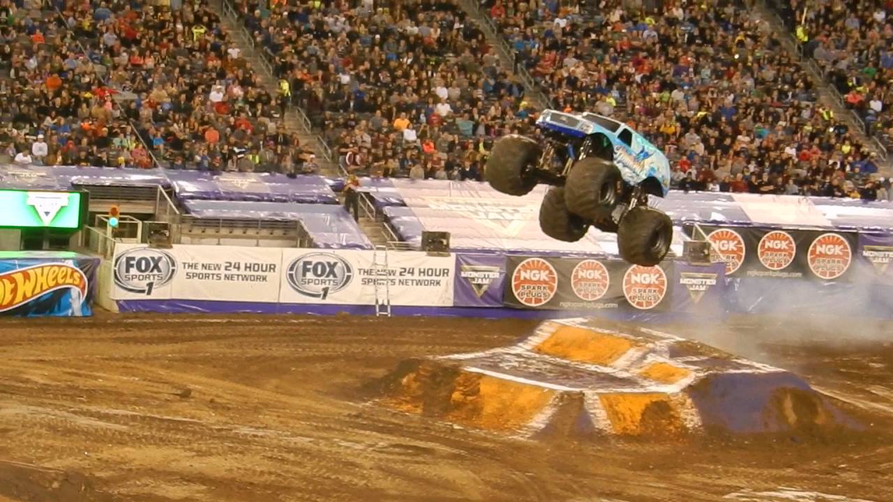 Videos - Hooked Monster Truck | HookedMonsterTruck.com | Official ...